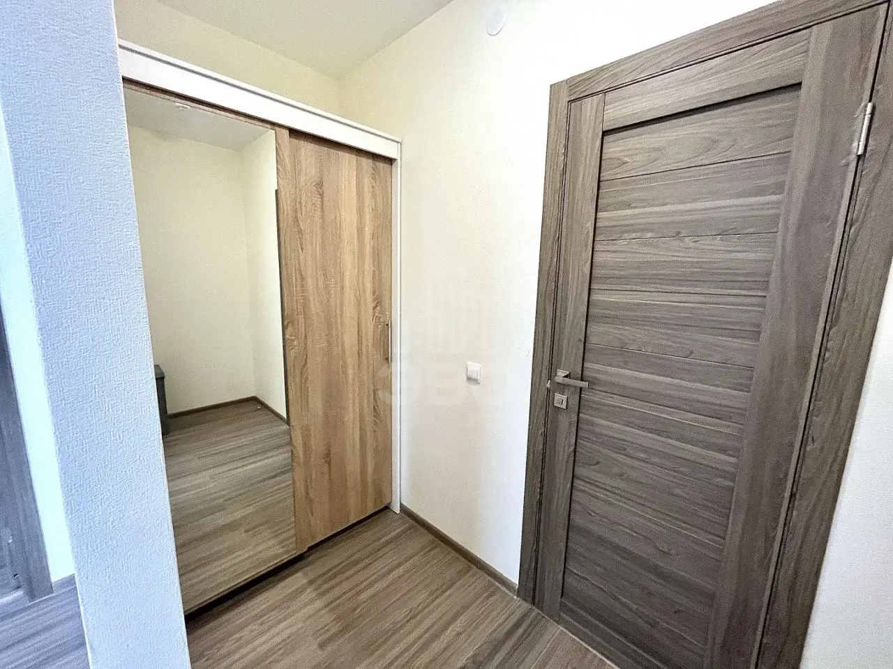 трехкомнатная квартира в Санкт-Петербурге по адресу: Заречная ул., 36, строение 1