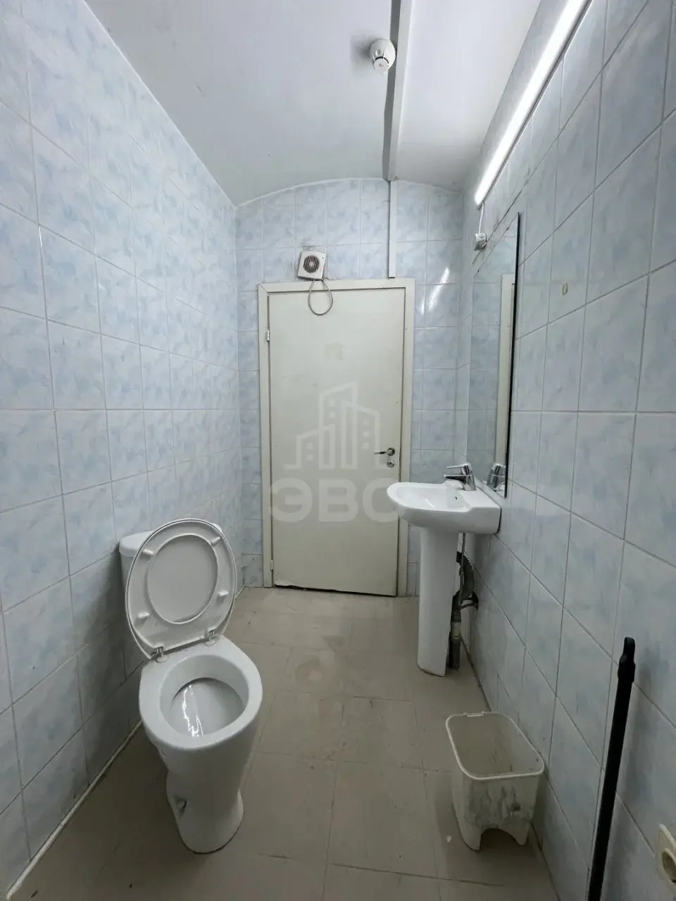 коммерция в Санкт-Петербурге по адресу: Чайковского ул., 61