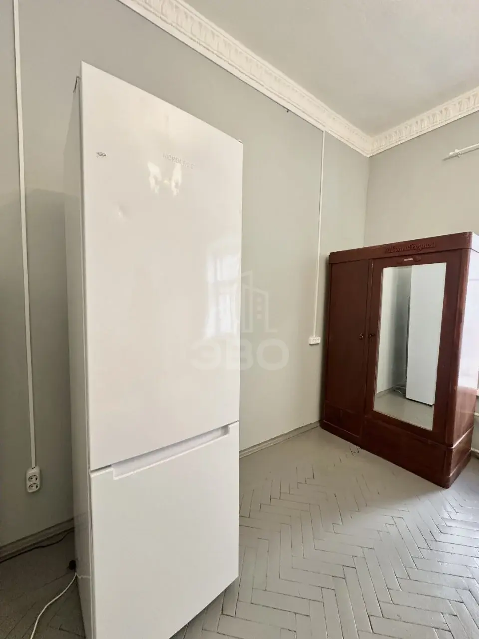 комната в Санкт-Петербурге по адресу: Плуталова ул., 15