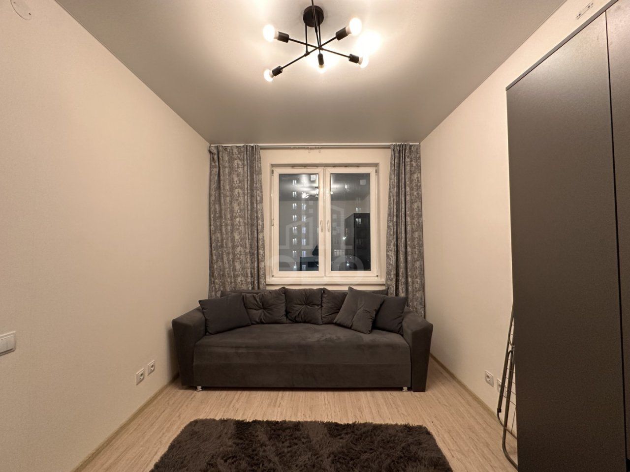 однокомнатная квартира в Санкт-Петербурге по адресу: Старорусский проспект, 5, к 1, строение 1