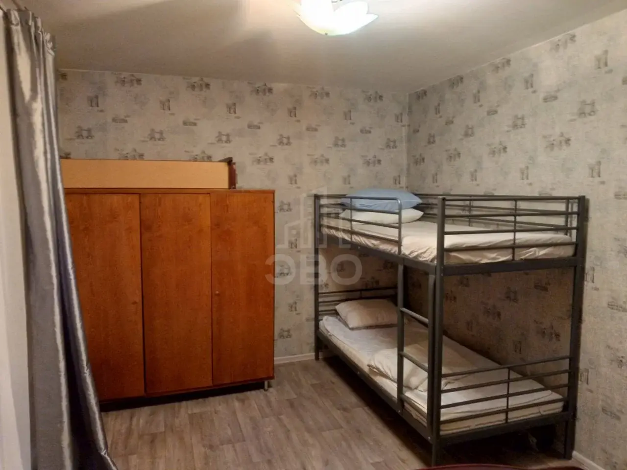 трехкомнатная квартира в Санкт-Петербурге по адресу: Богатырский проспект, 5, к 3