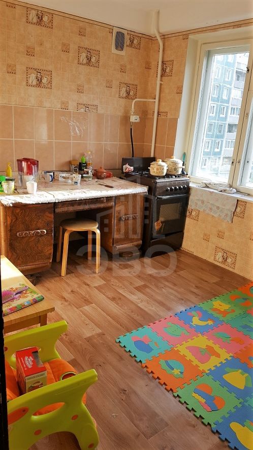 однокомнатная квартира в Санкт-Петербурге по адресу: Ветеранов ул., 11, к.1