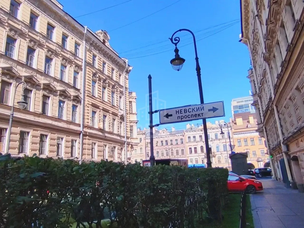 трехкомнатная квартира в Санкт-Петербурге по адресу: Пушкинская ул., 3