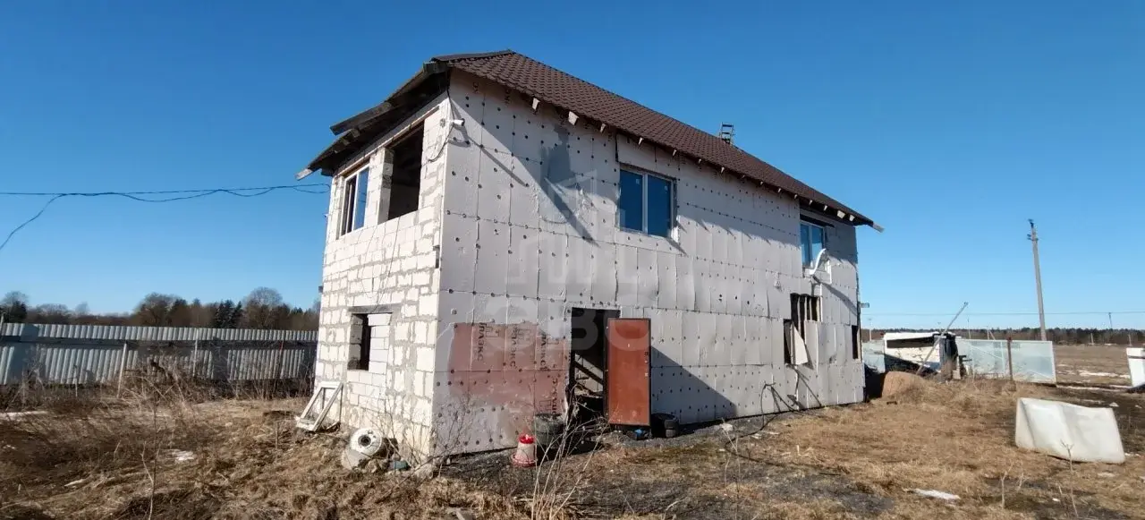 загородная недвижимость в Ленинградской области по адресу: Ленинградская область, Волосовский район, Холоповицы д., д.41, литер Б