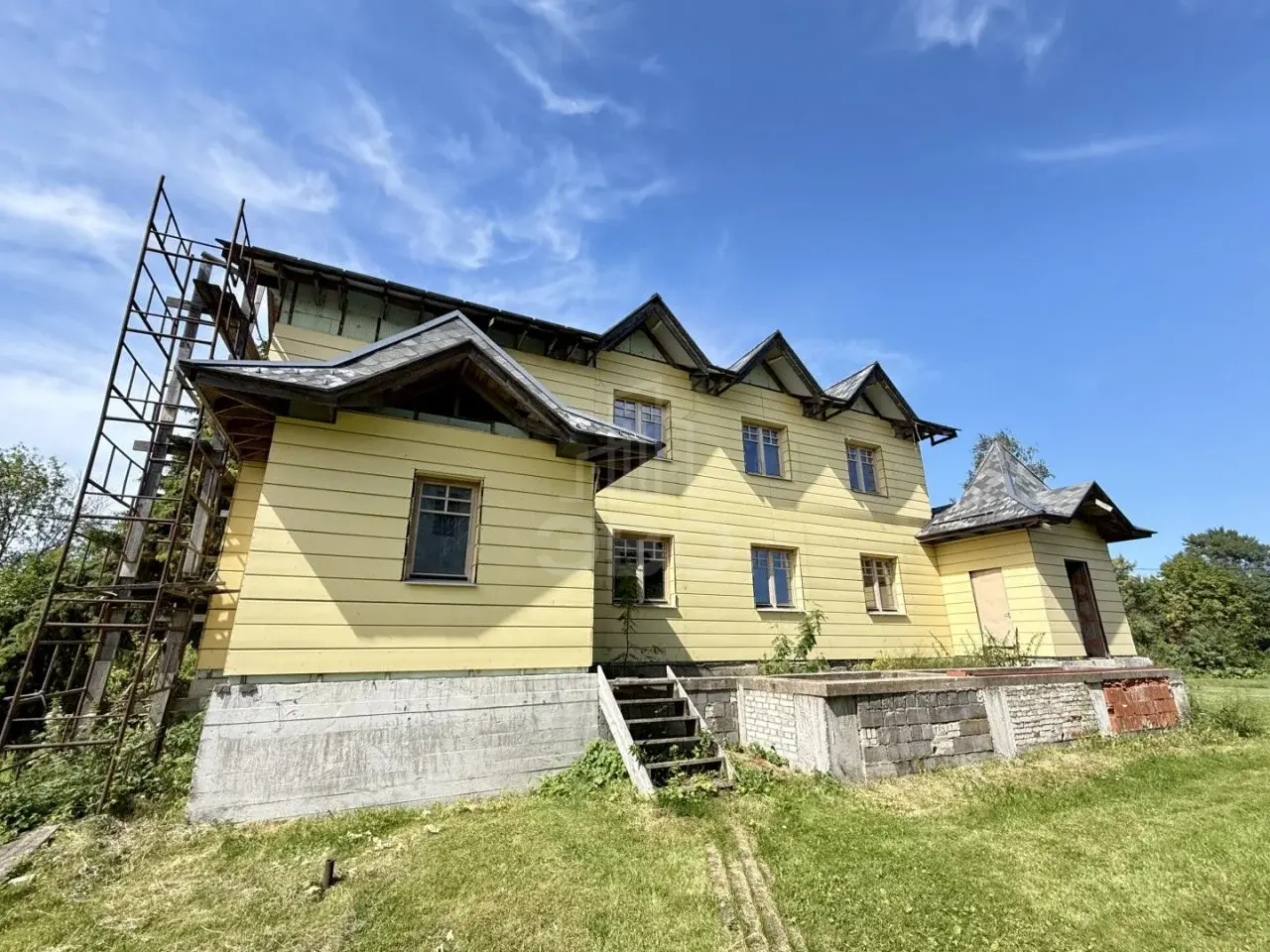 загородная недвижимость в Санкт-Петербурге по адресу: 4-я линия