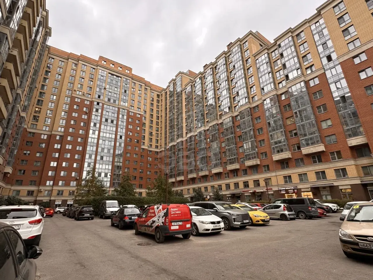 двухкомнатная квартира в Санкт-Петербурге по адресу: Ленинградская ул., 7