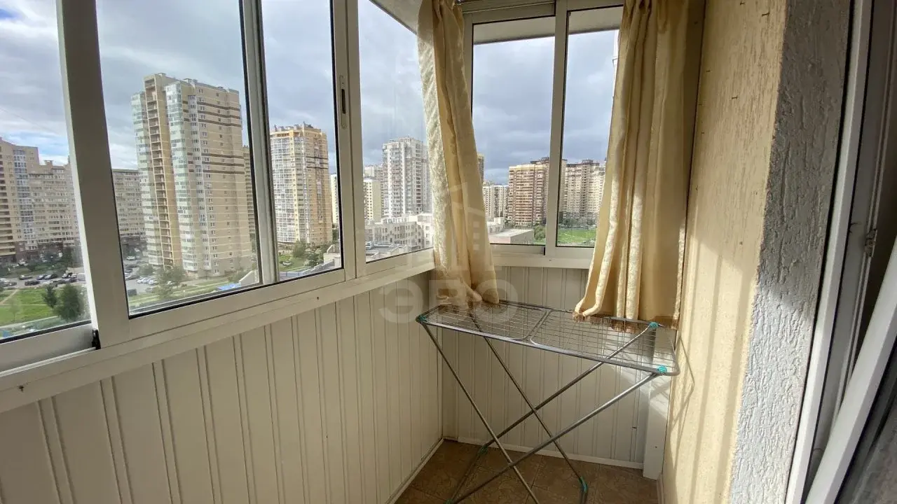 однокомнатная квартира в Санкт-Петербурге по адресу: Маршала Казакова ул., 44, к 2