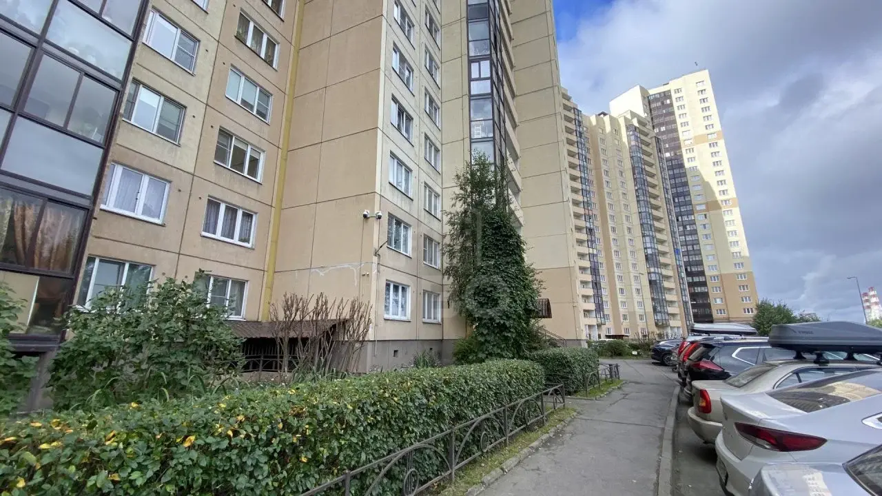 однокомнатная квартира в Санкт-Петербурге по адресу: Маршала Казакова ул., 44, к 2