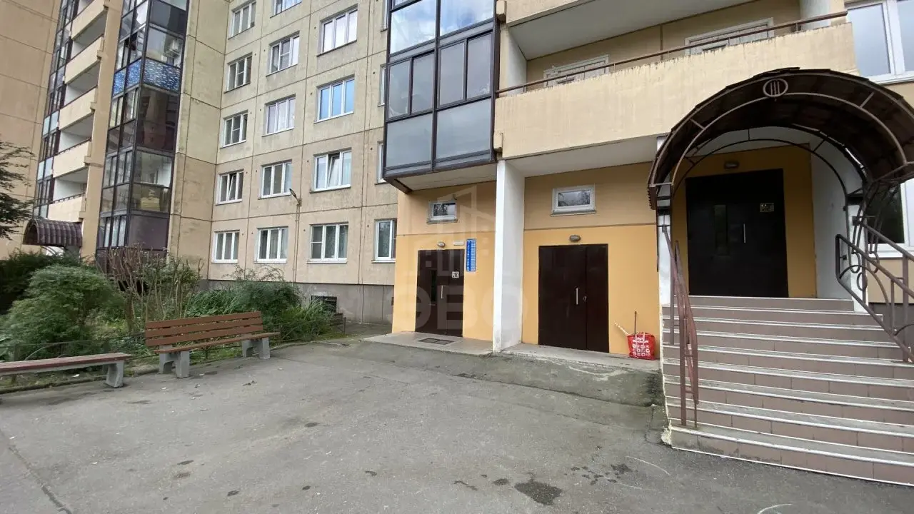 однокомнатная квартира в Санкт-Петербурге по адресу: Маршала Казакова ул., 44, к 2