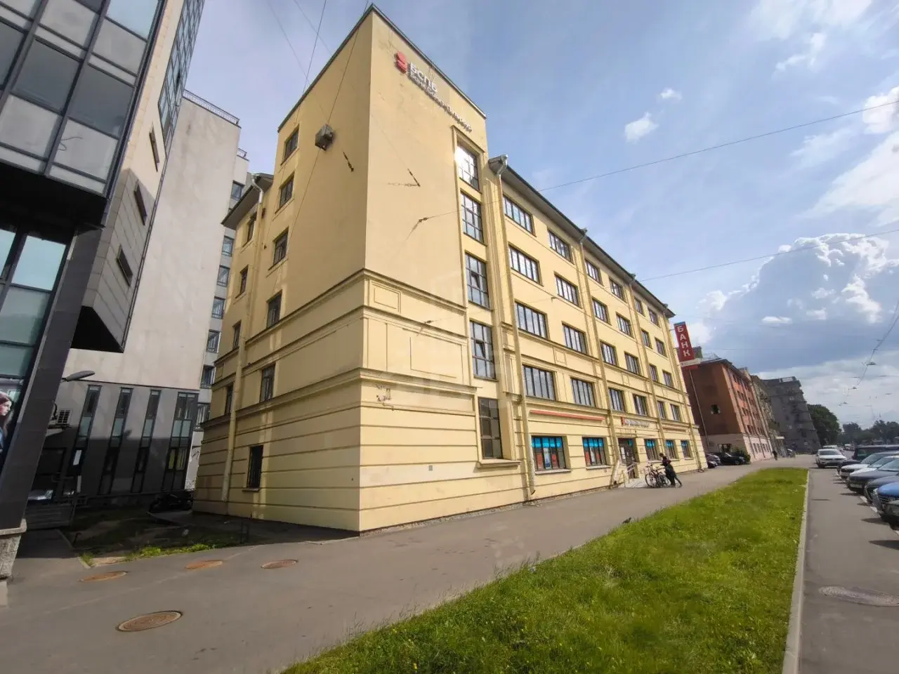 коммерция в Санкт-Петербурге по адресу: Лесной проспект, 65, к 1