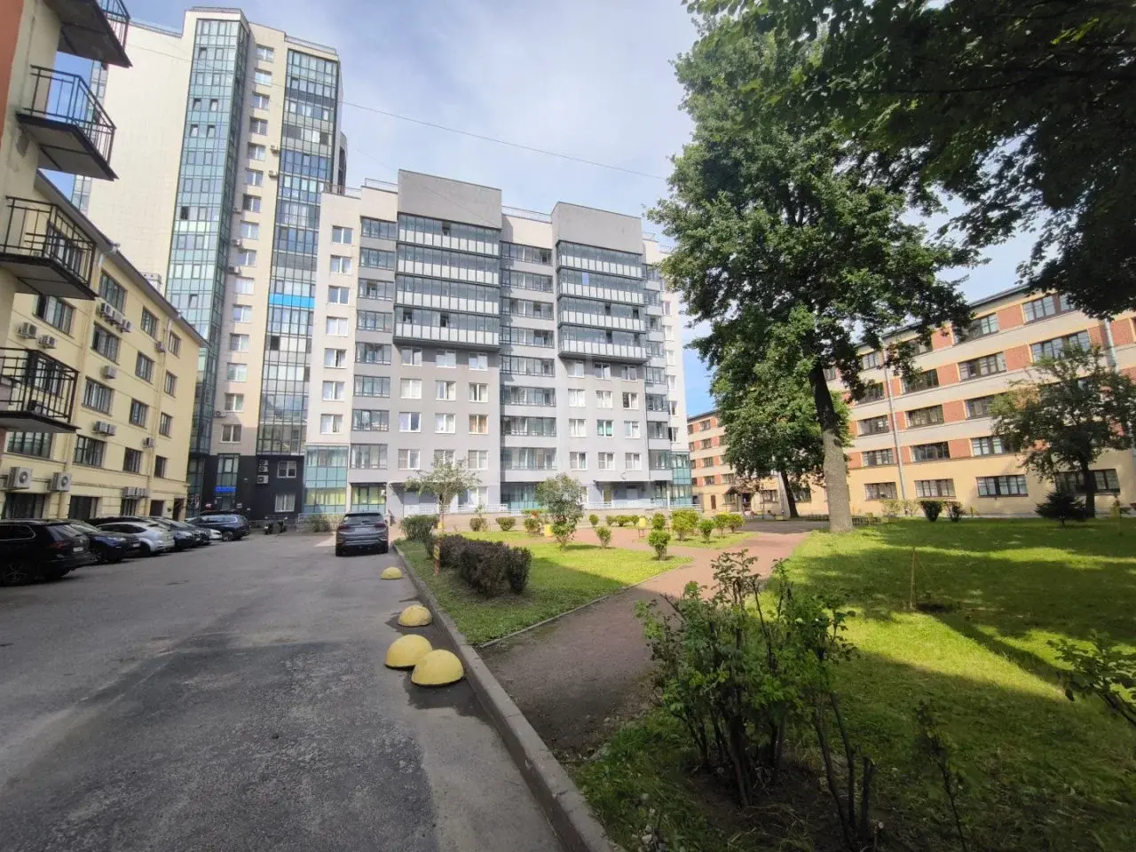 коммерция в Санкт-Петербурге по адресу: Лесной проспект, 65, к 1