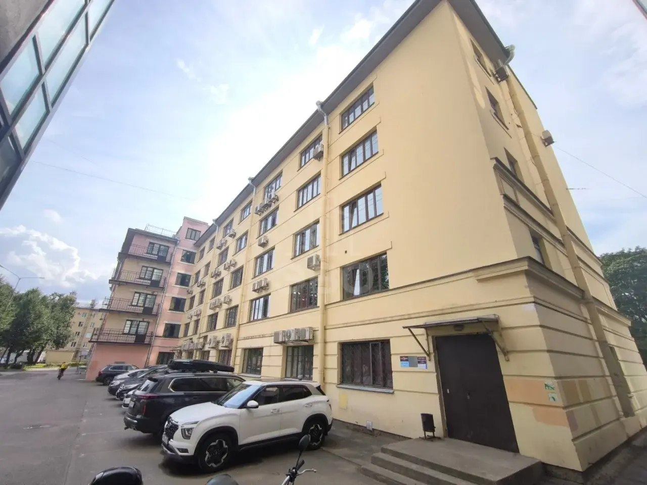 коммерция в Санкт-Петербурге по адресу: Лесной проспект, 65, к 1