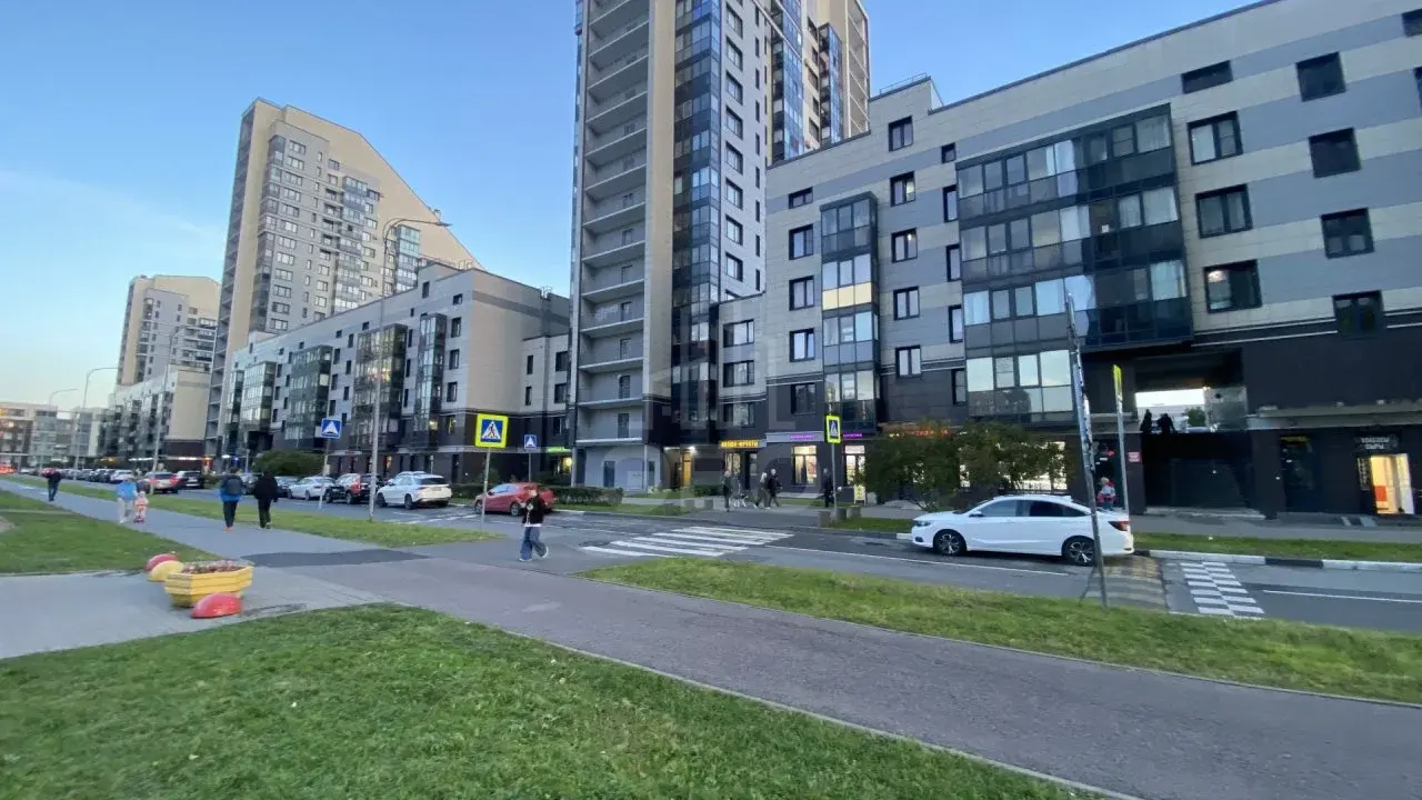 однокомнатная квартира в Санкт-Петербурге по адресу: Петергофское ш., 45