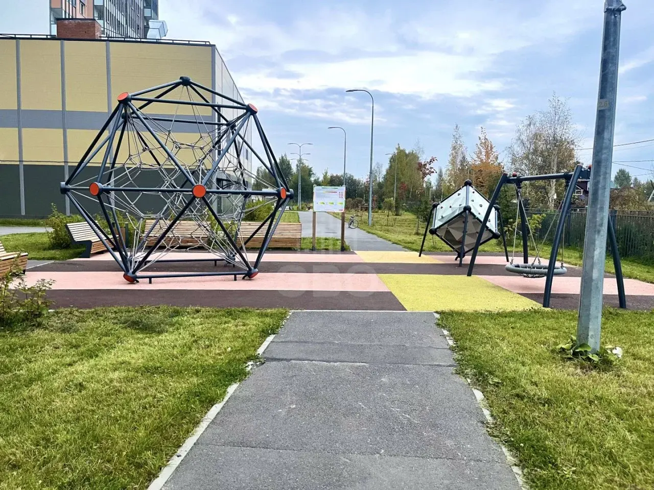 студия в Санкт-Петербурге по адресу: Муринская дорога., 9, к 3, строение 1