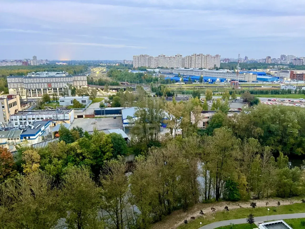 студия в Санкт-Петербурге по адресу: Энергетиков проспект, 9, к 6, строение 1
