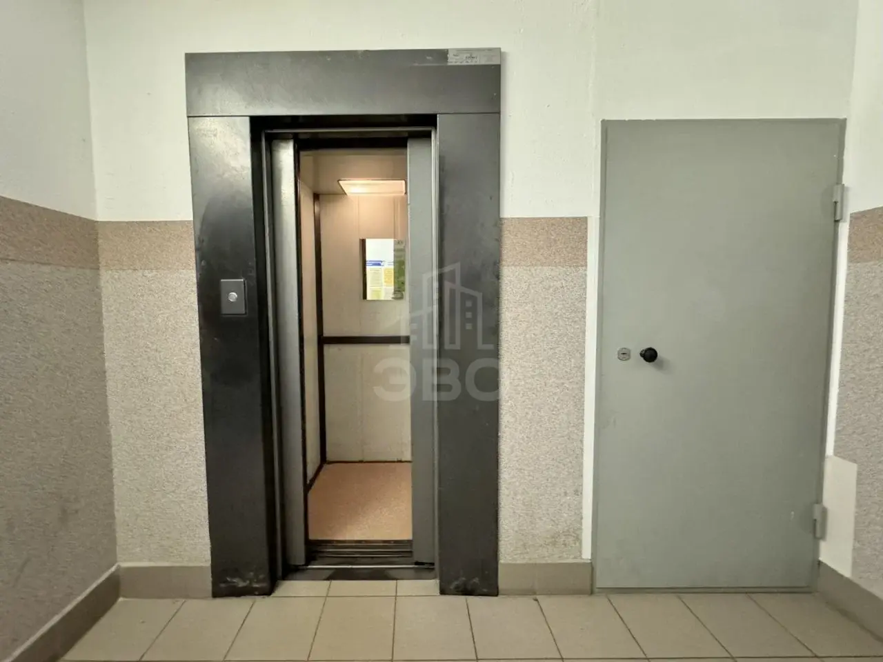 трехкомнатная квартира в Санкт-Петербурге по адресу: Джона Рида ул., 7, к 3