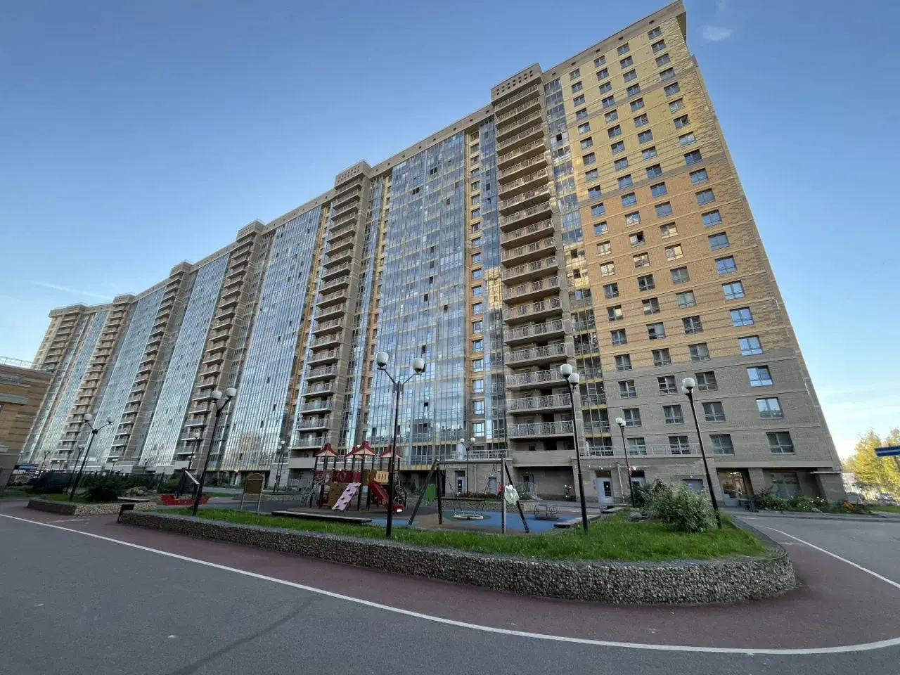 однокомнатная квартира в Санкт-Петербурге по адресу: Полевая Сабировская ул., 49, к 1
