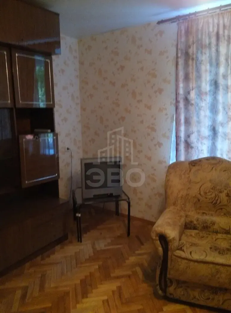 комната в Санкт-Петербурге по адресу: Подвойского ул., 33, к 1