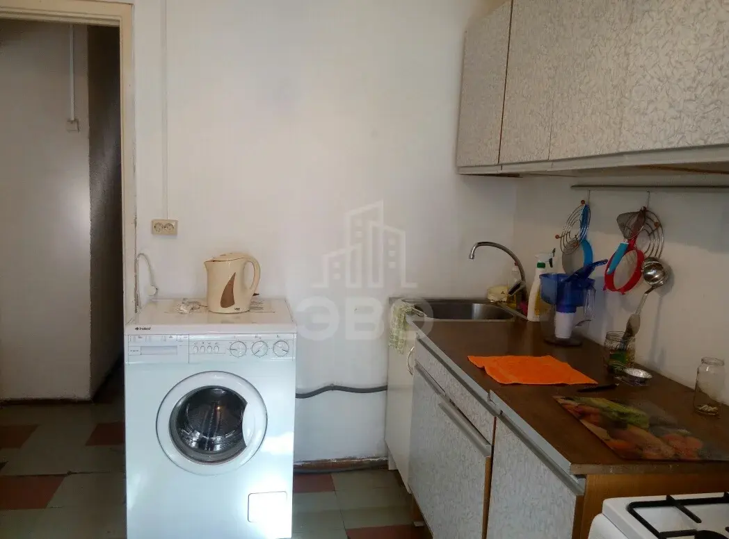 комната в Санкт-Петербурге по адресу: Подвойского ул., 33, к 1