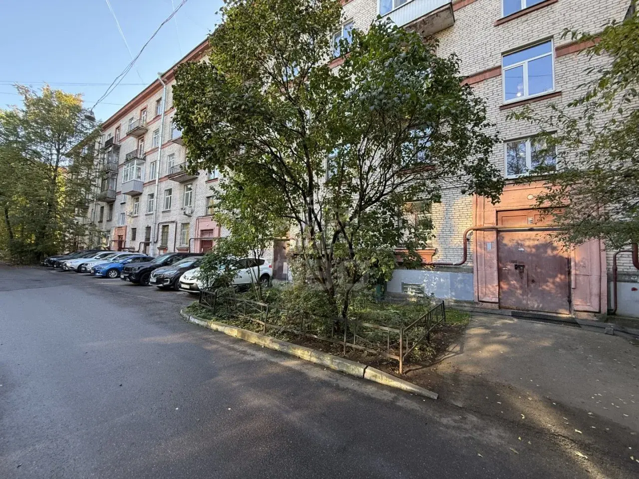 трехкомнатная квартира в Санкт-Петербурге по адресу: Харченко ул., 3