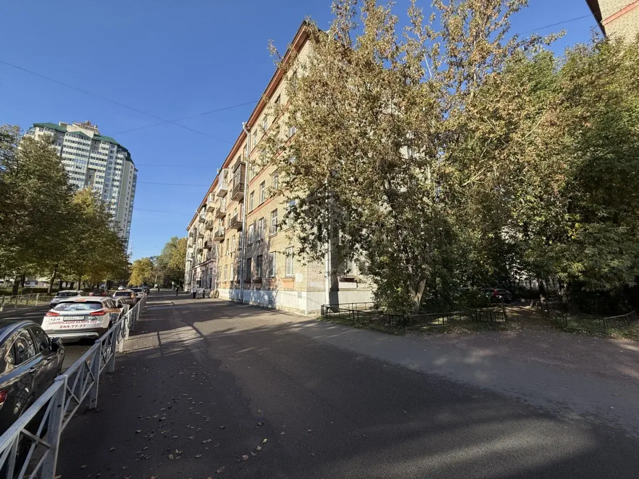 трехкомнатная квартира в Санкт-Петербурге по адресу: Харченко ул., 3