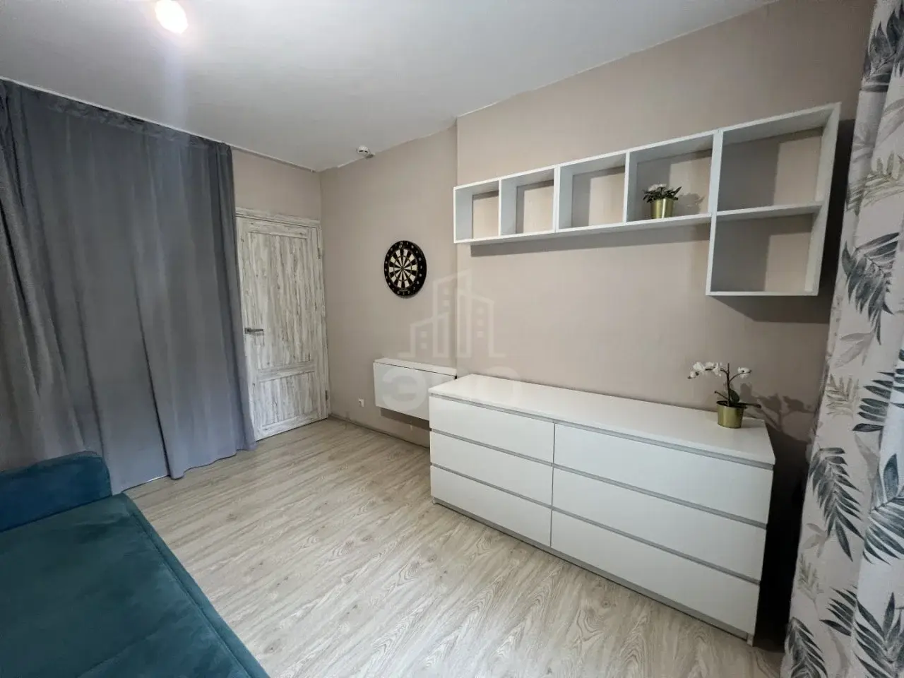 однокомнатная квартира в Санкт-Петербурге по адресу: Фёдора Абрамова ул., 16, к 1