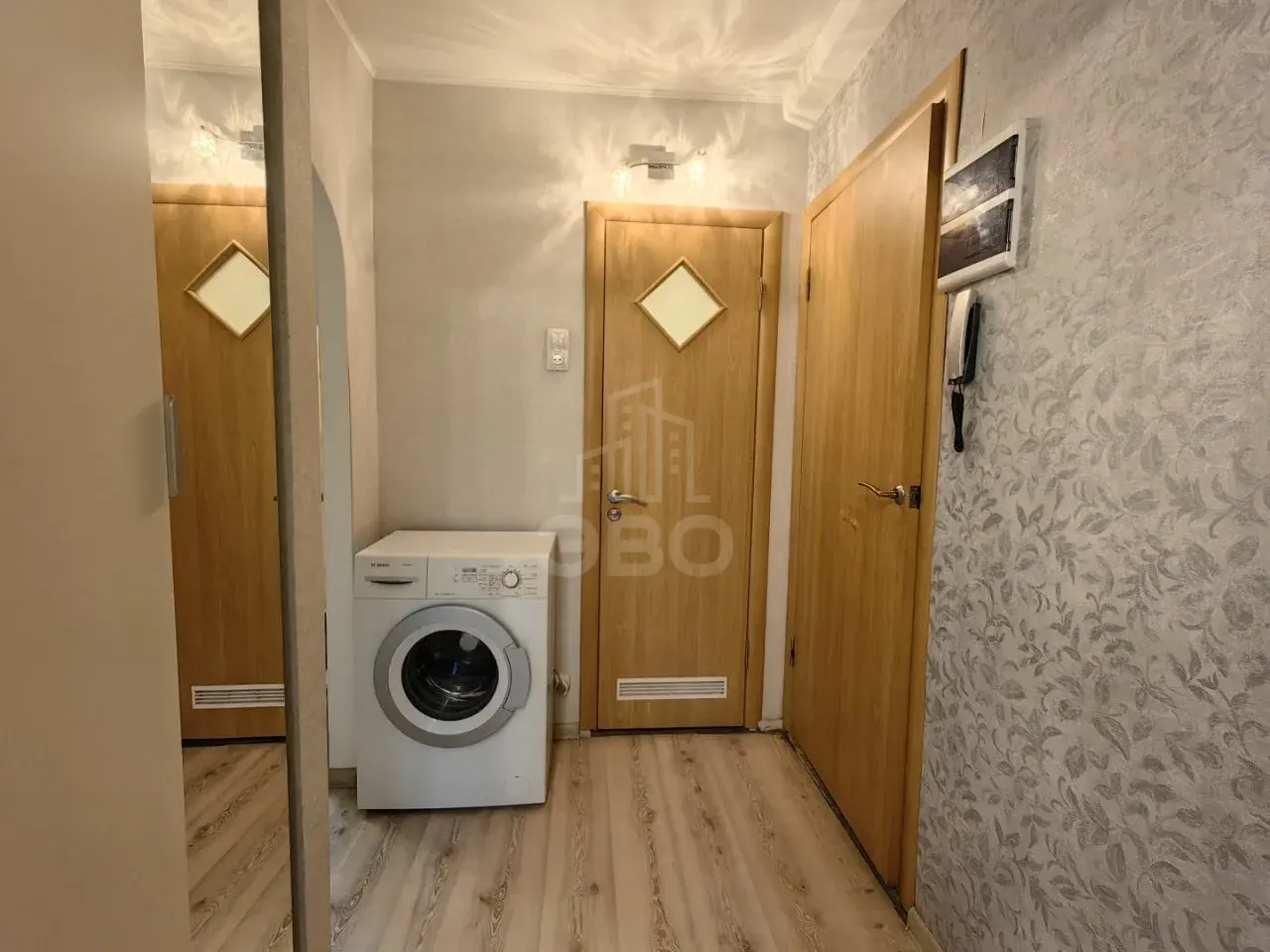 трехкомнатная квартира в Санкт-Петербурге по адресу: Новаторов б-р., 62
