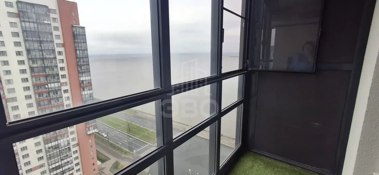 однокомнатная квартира в Санкт-Петербурге по адресу: Маршала Казакова ул., 82, к 1
