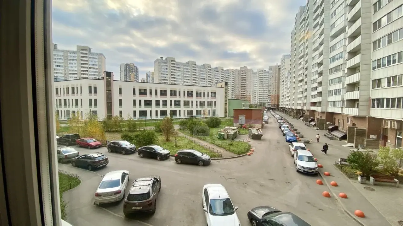однокомнатная квартира в Санкт-Петербурге по адресу: Пулковское ш., 20, к 3