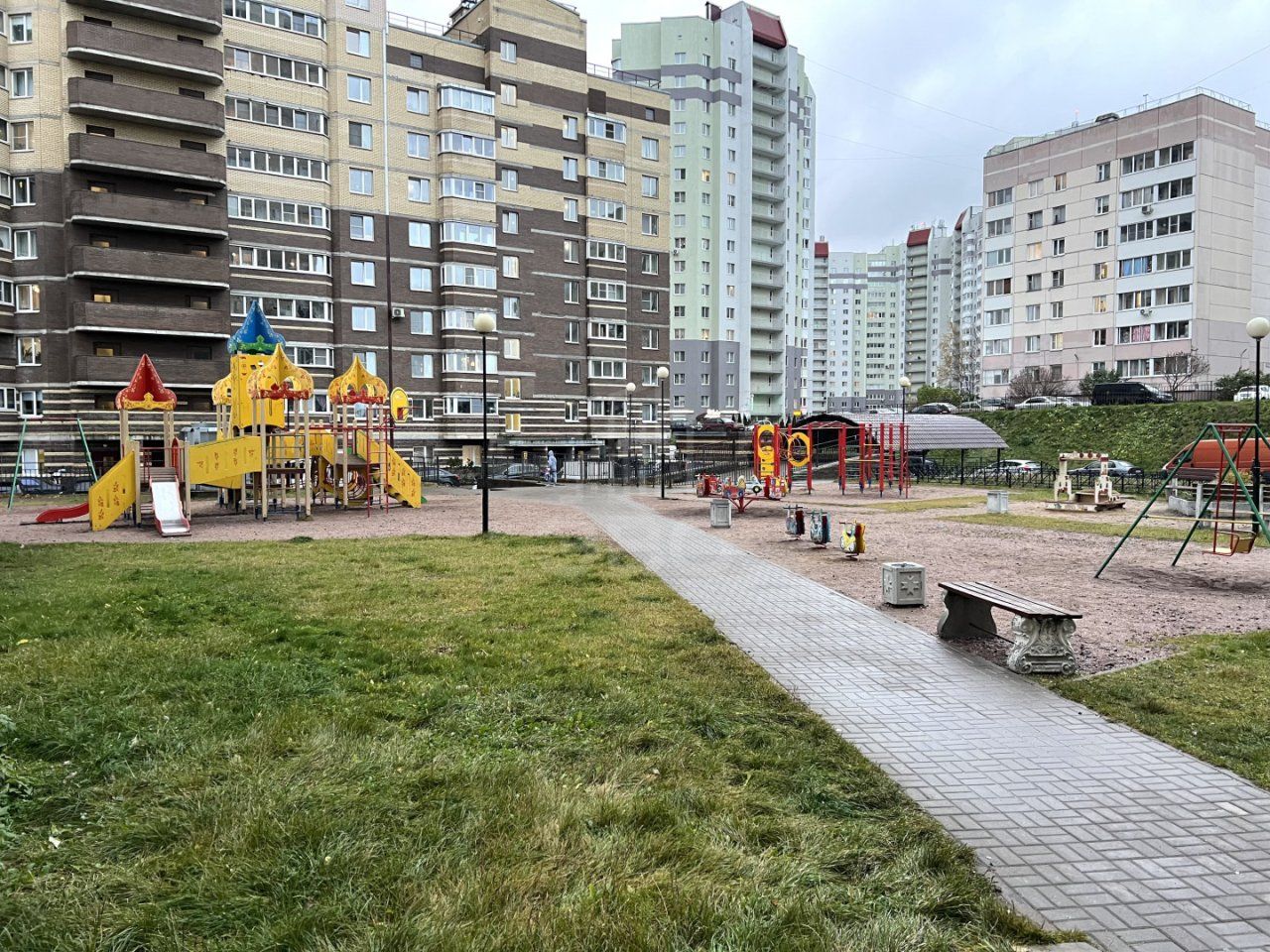 однокомнатная квартира в Ленинградская область по адресу: Школьная ул., 11, к 1