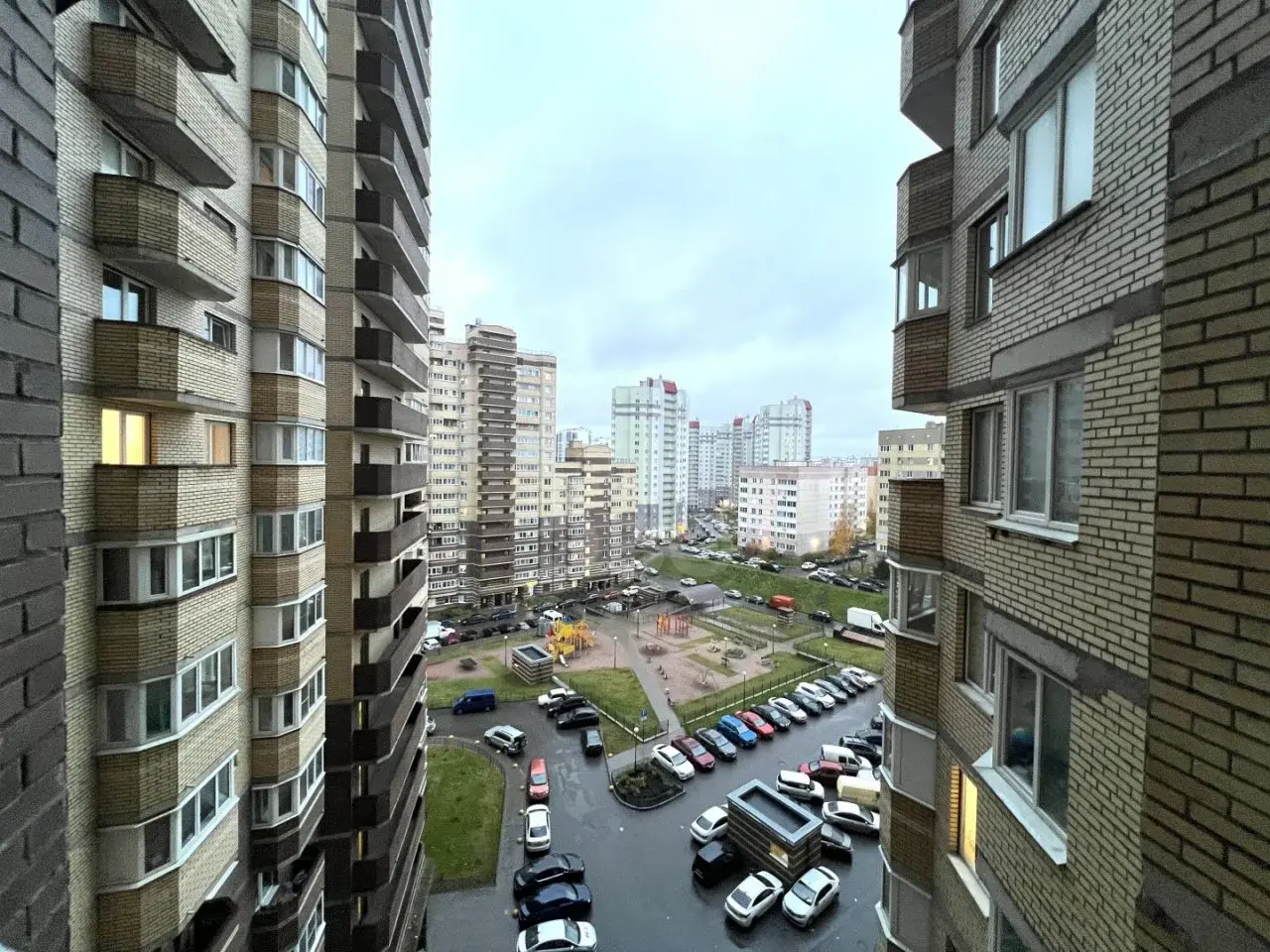 однокомнатная квартира в Ленинградской области по адресу: Школьная ул., 11, к 1