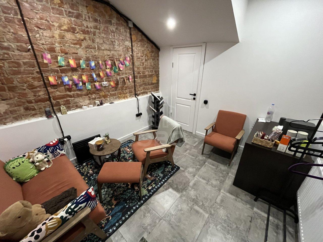 коммерция в Санкт-Петербурге по адресу: 4-я Красноармейская ул., 18, к Б