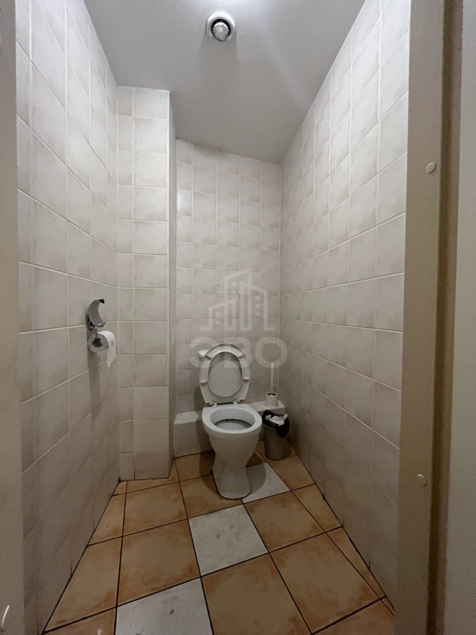 коммерция в Санкт-Петербурге по адресу: Канала Грибоедова наб., 37