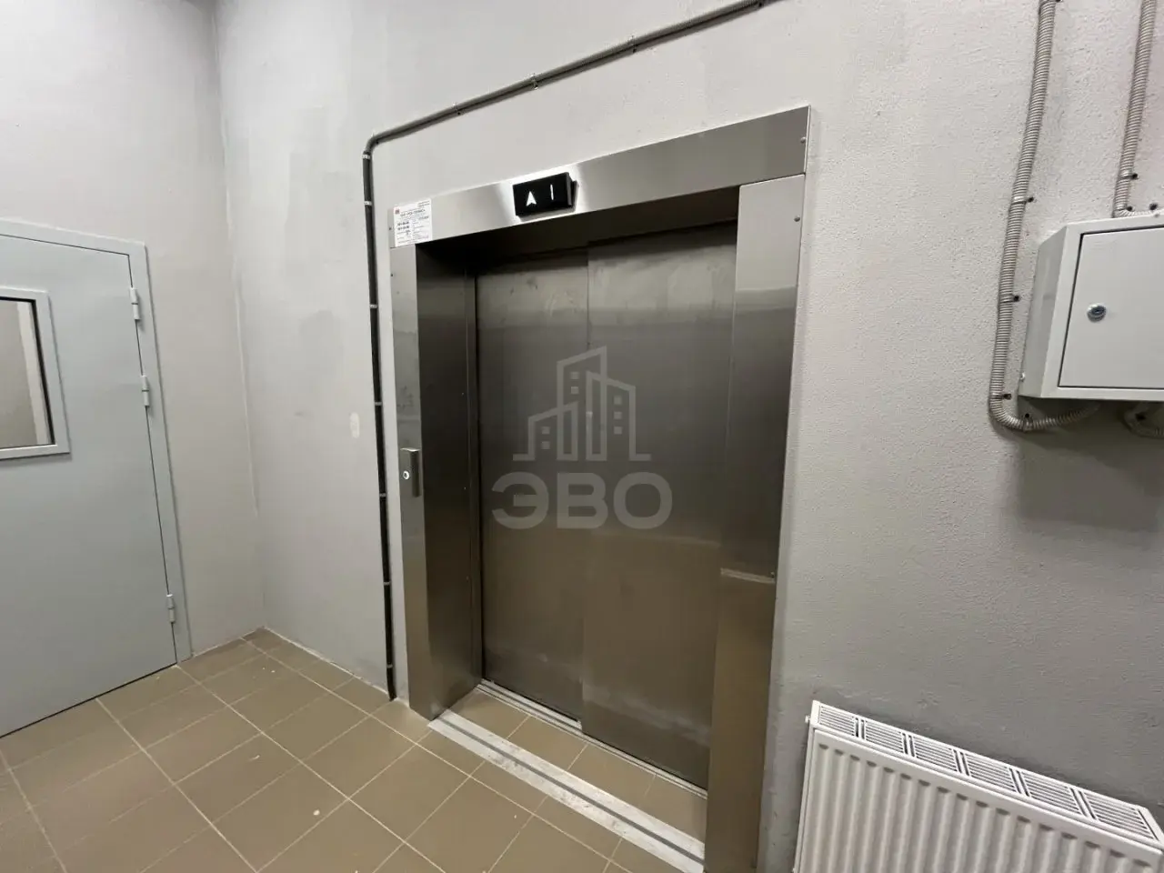 трехкомнатная квартира в Санкт-Петербурге по адресу: Ленинский проспект, 68