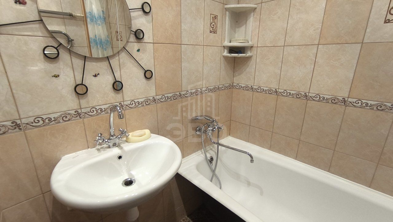 однокомнатная квартира в Санкт-Петербург по адресу: Спирина ул., 16, к 1