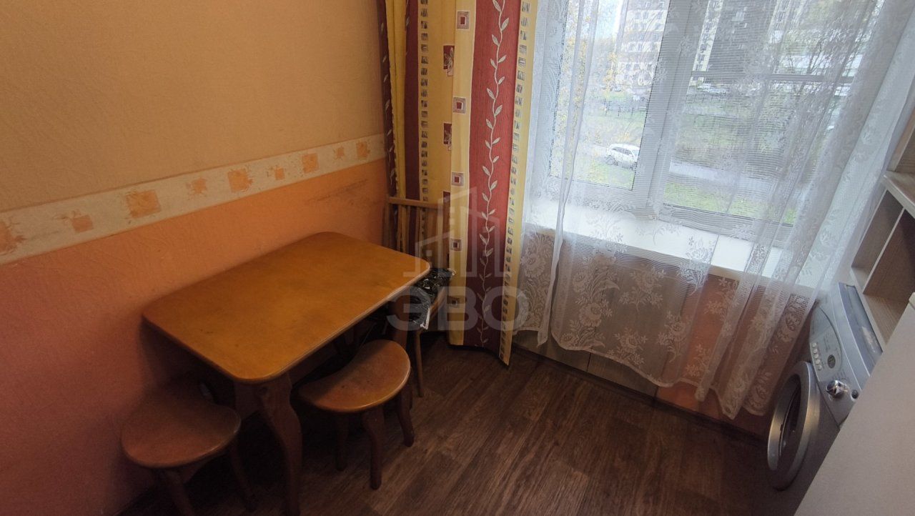 однокомнатная квартира в Санкт-Петербург по адресу: Спирина ул., 16, к 1