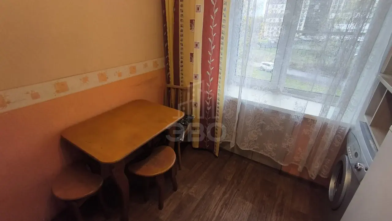 однокомнатная квартира в Санкт-Петербурге по адресу: Спирина ул., 16, к 1