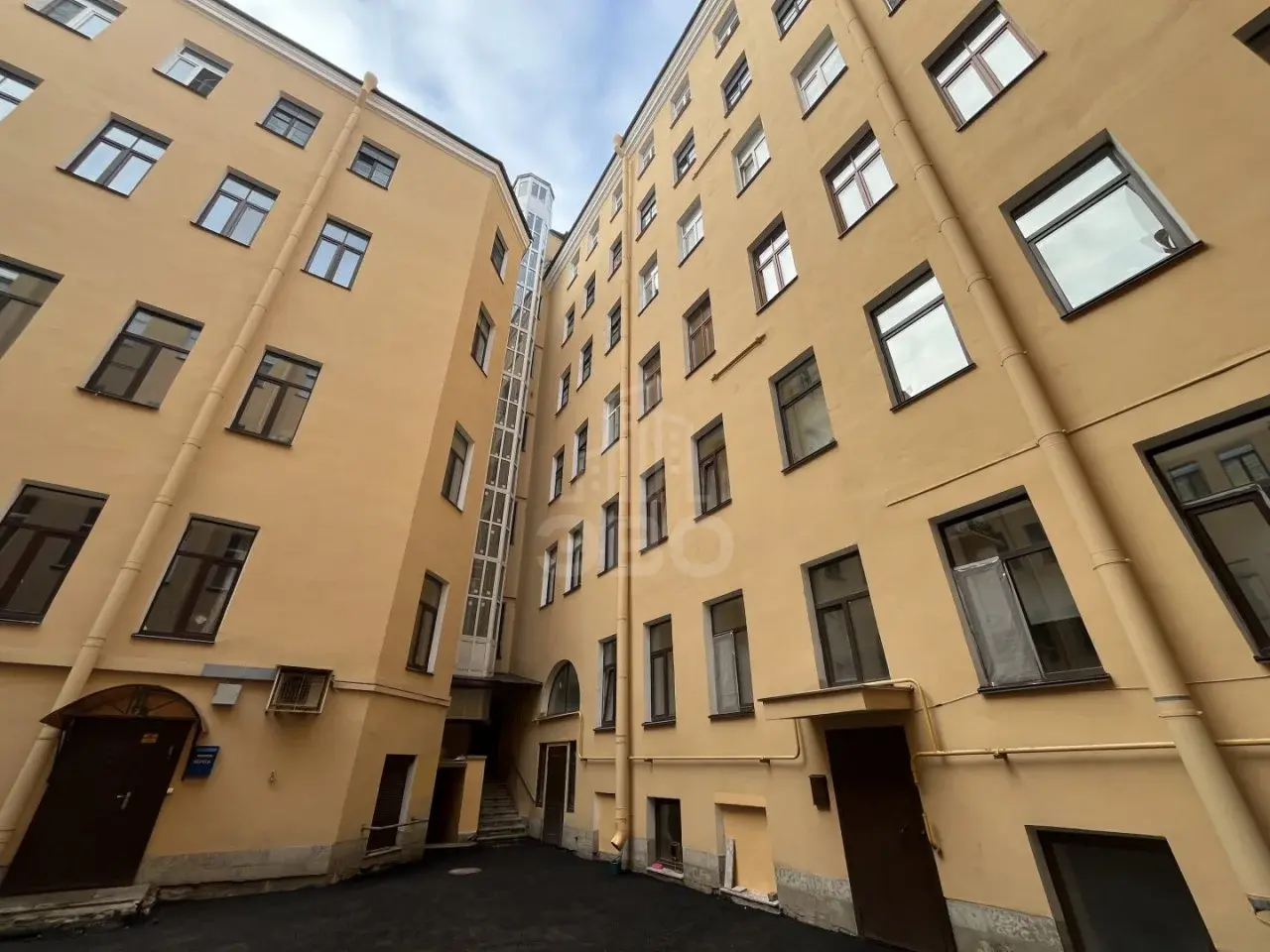 двухкомнатная квартира в Санкт-Петербурге по адресу: Почтамтская ул., 13