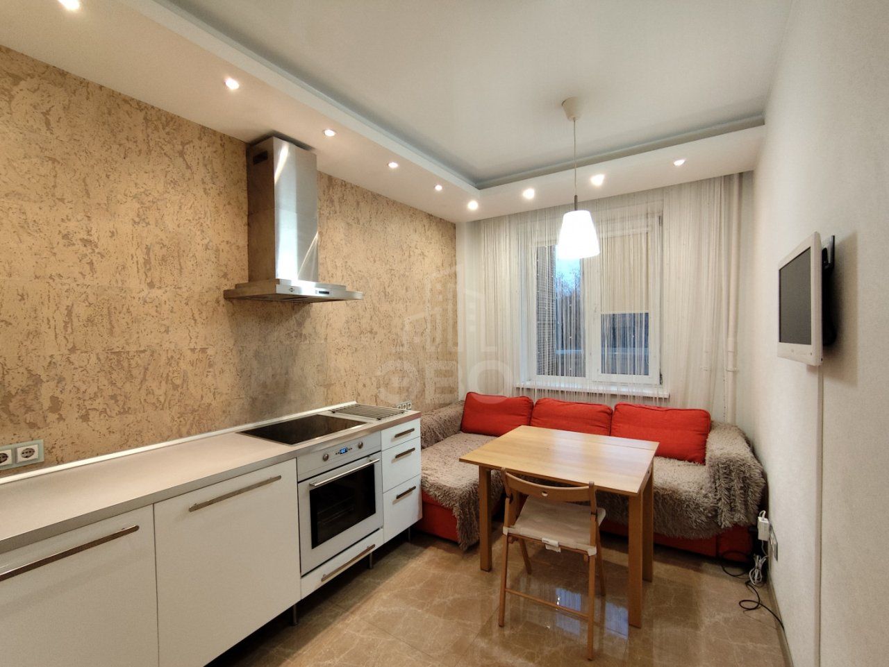 однокомнатная квартира в Санкт-Петербурге по адресу: Ушинского ул., 33, к 3