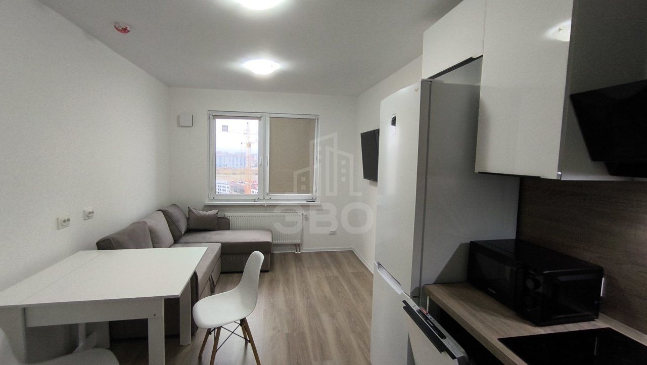 двухкомнатная квартира в Санкт-Петербурге по адресу: Пахомовская ул., 14, к 2, строение 1