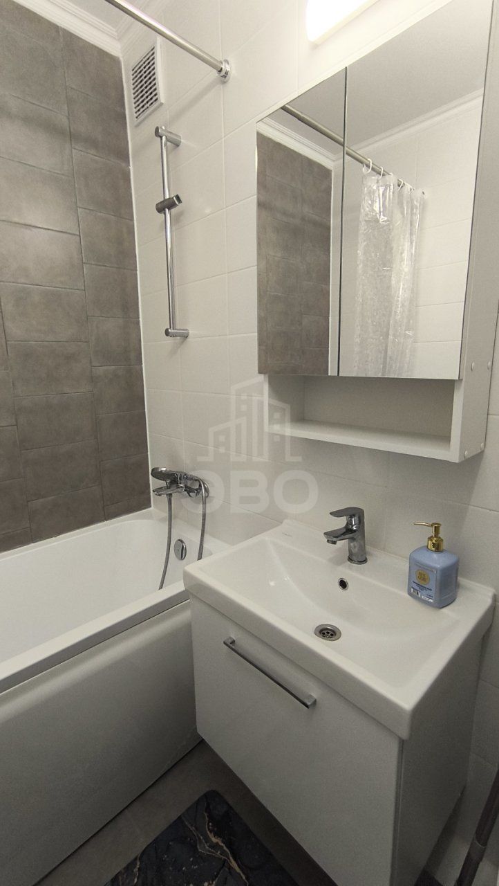 двухкомнатная квартира в Санкт-Петербурге по адресу: Пахомовская ул., 14, к 2, строение 1