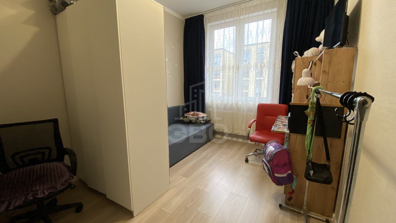 трехкомнатная квартира в Санкт-Петербурге по адресу: Буденного проспект, 24, к 3