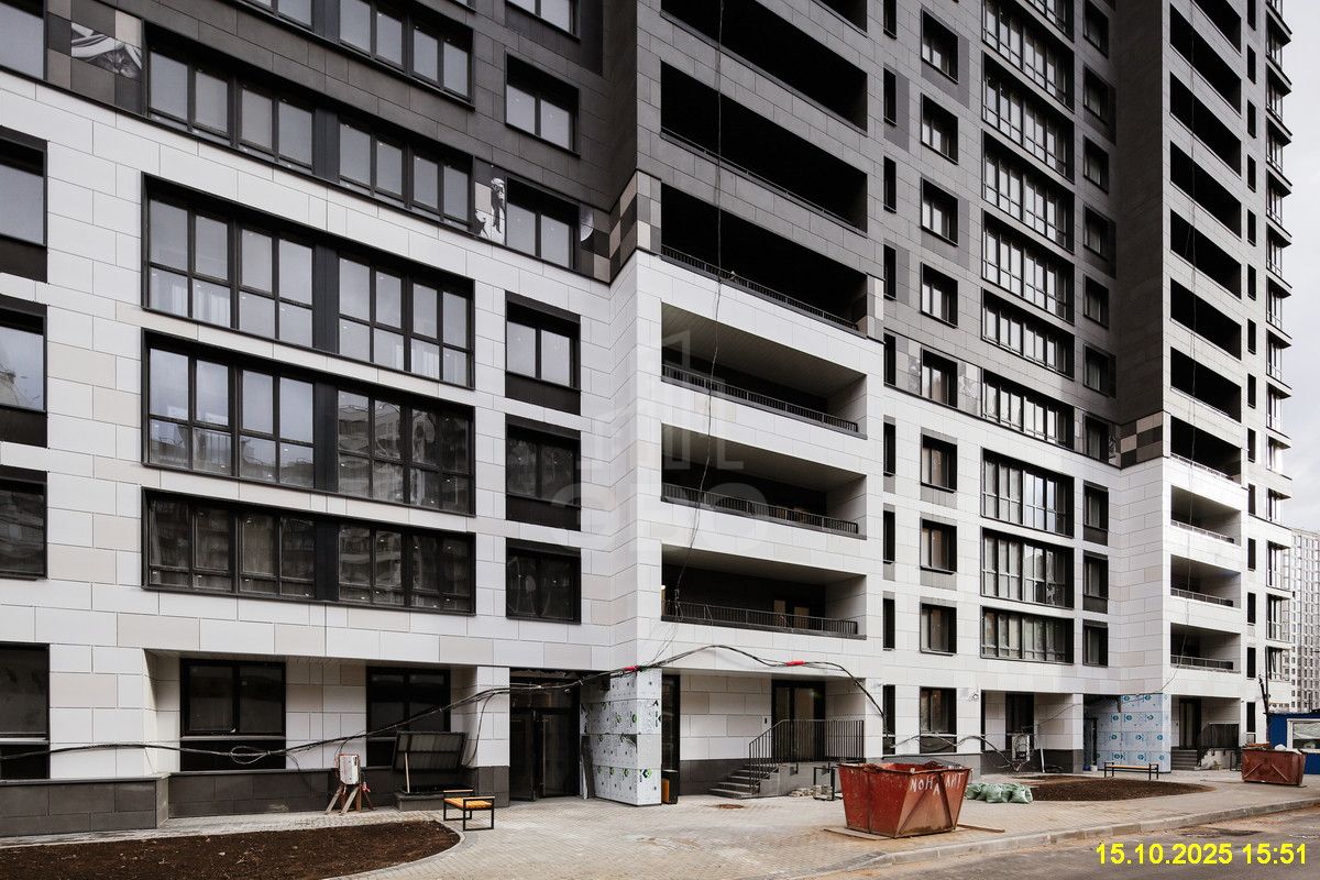 однокомнатная квартира в Ленинградской области по адресу: Авиаторов Балтики проспект, 23к3