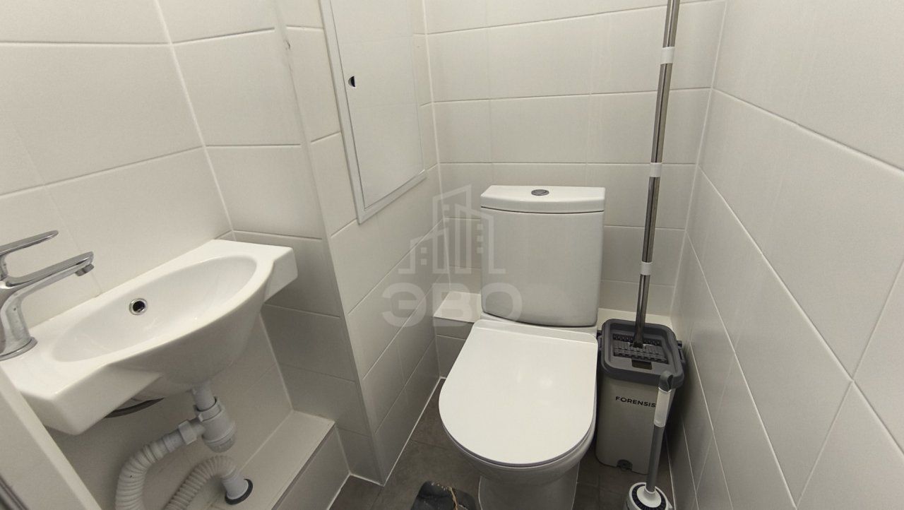 двухкомнатная квартира в Санкт-Петербурге по адресу: Пахомовская ул., 14, к 2, строение 1