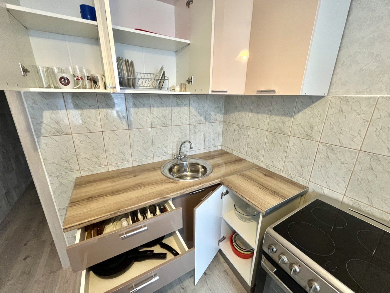 двухкомнатная квартира в Санкт-Петербурге по адресу: Просвещения проспект, 35