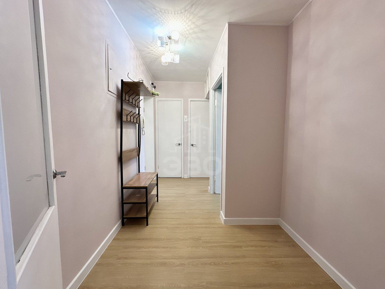 двухкомнатная квартира в Санкт-Петербурге по адресу: 2-й Муринский проспект, 10, к 1