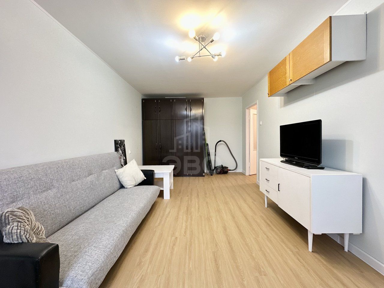 двухкомнатная квартира в Санкт-Петербурге по адресу: 2-й Муринский проспект, 10, к 1