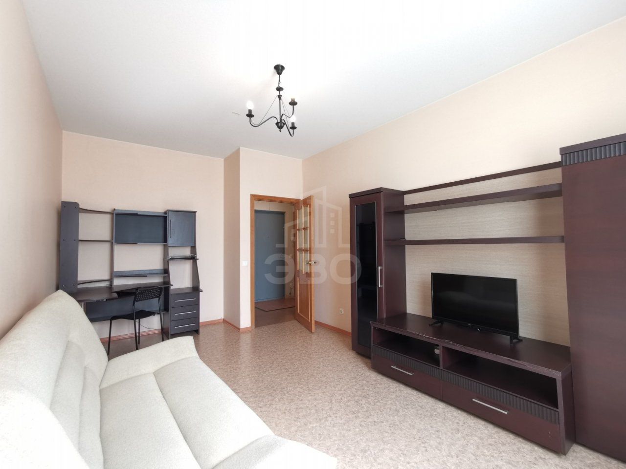 однокомнатная квартира в Санкт-Петербурге по адресу: Славы проспект, 52, к 1