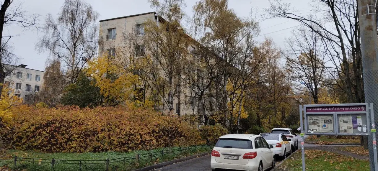 четырехкомнатная квартира в Санкт-Петербурге по адресу: Зины Портновой ул., 48, литера а