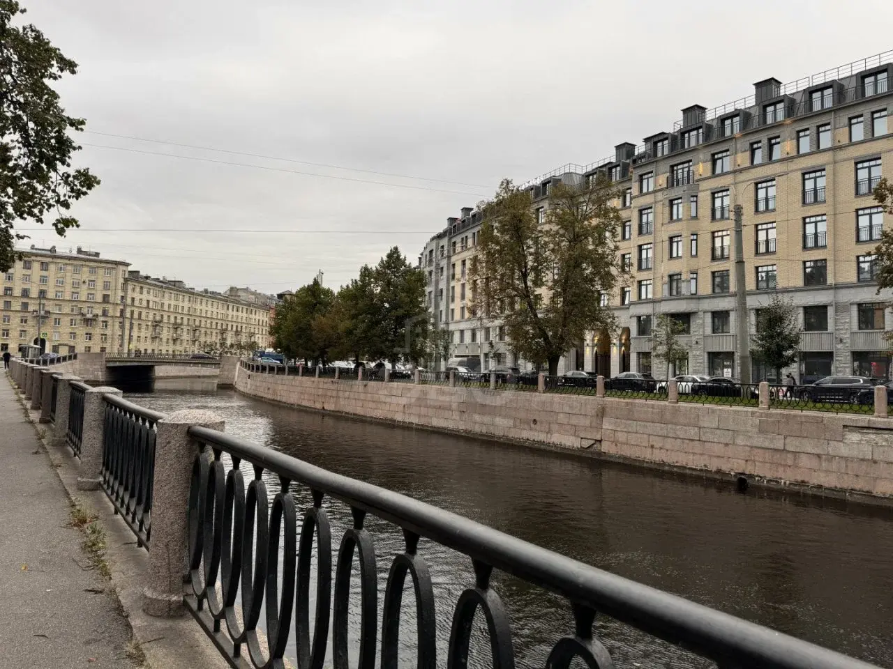 трехкомнатная квартира в Санкт-Петербурге по адресу: Реки Карповки наб., 18